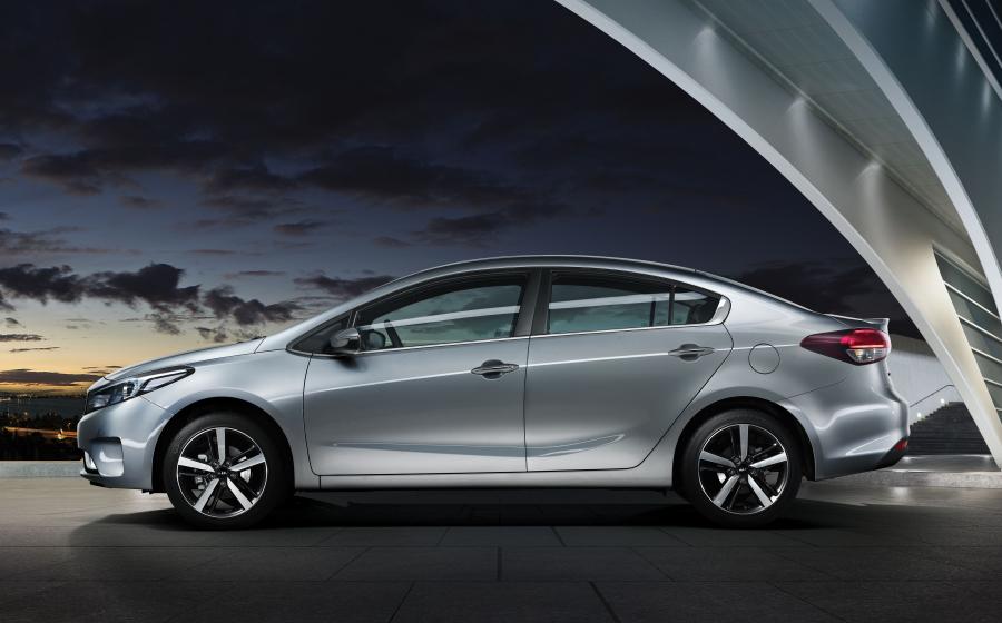  Kia Cerato Sedan 2016 года  (WW) (фото 3 из 7)
